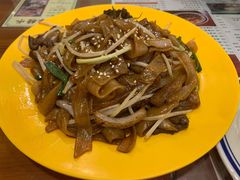 干炒牛河-小龍鳳餐室(番禺路店)