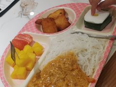-泰椰里·泰国餐厅(智慧城广百广场店)