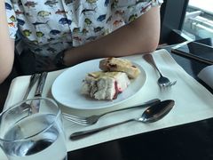 -澳门旅游塔360°旋转餐厅(南湾湖广场店)