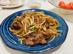 金牌头抽干炒牛河-稻香海鲜饭店(第一国际店)