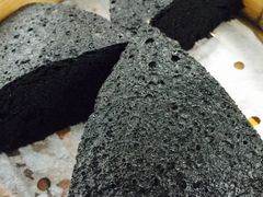 竹炭马拉糕-悦湖公馆