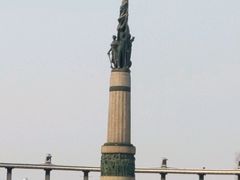 -人民防洪胜利纪念塔