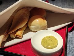 -弦月窗LUNETTE BY AMANDA(复兴路店)