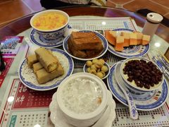 -捷信牛奶甜品世家(学府店)