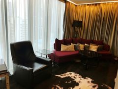 -广州天河希尔顿酒店