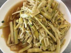 -天乐农家鱼头王(天目湖店)