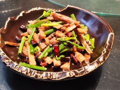 -铜锣湾·有麝自然香(渝北财富中心店)