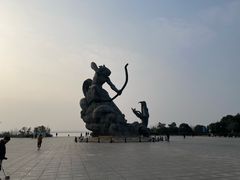 -巴陵广场