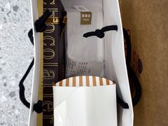 -Laderach 莱德拉(上海环贸iapm店)