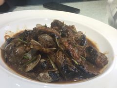 花蚬子炖茄子-品味居·首店·大连鲜活海鲜大连菜(东港店)