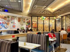 -潮庭港式茶餐厅·熊仔奶茶(同济广场店)