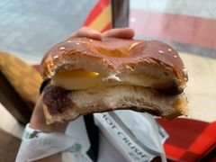 -HOT CRUSH趁热集合·现烤面包(环球港店)