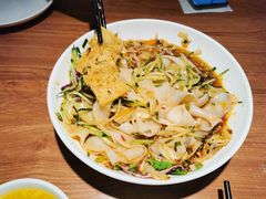 晋家门酿皮-晋家门(弘阳广场店)