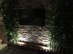 -天鹅恋主题酒店(积玉桥地铁站店)