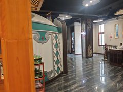 -哈啾嗨·新概念蒙餐(红星新城店)