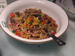 酸辣鸡杂-费大厨辣椒炒肉(高铁吾悦广场店)