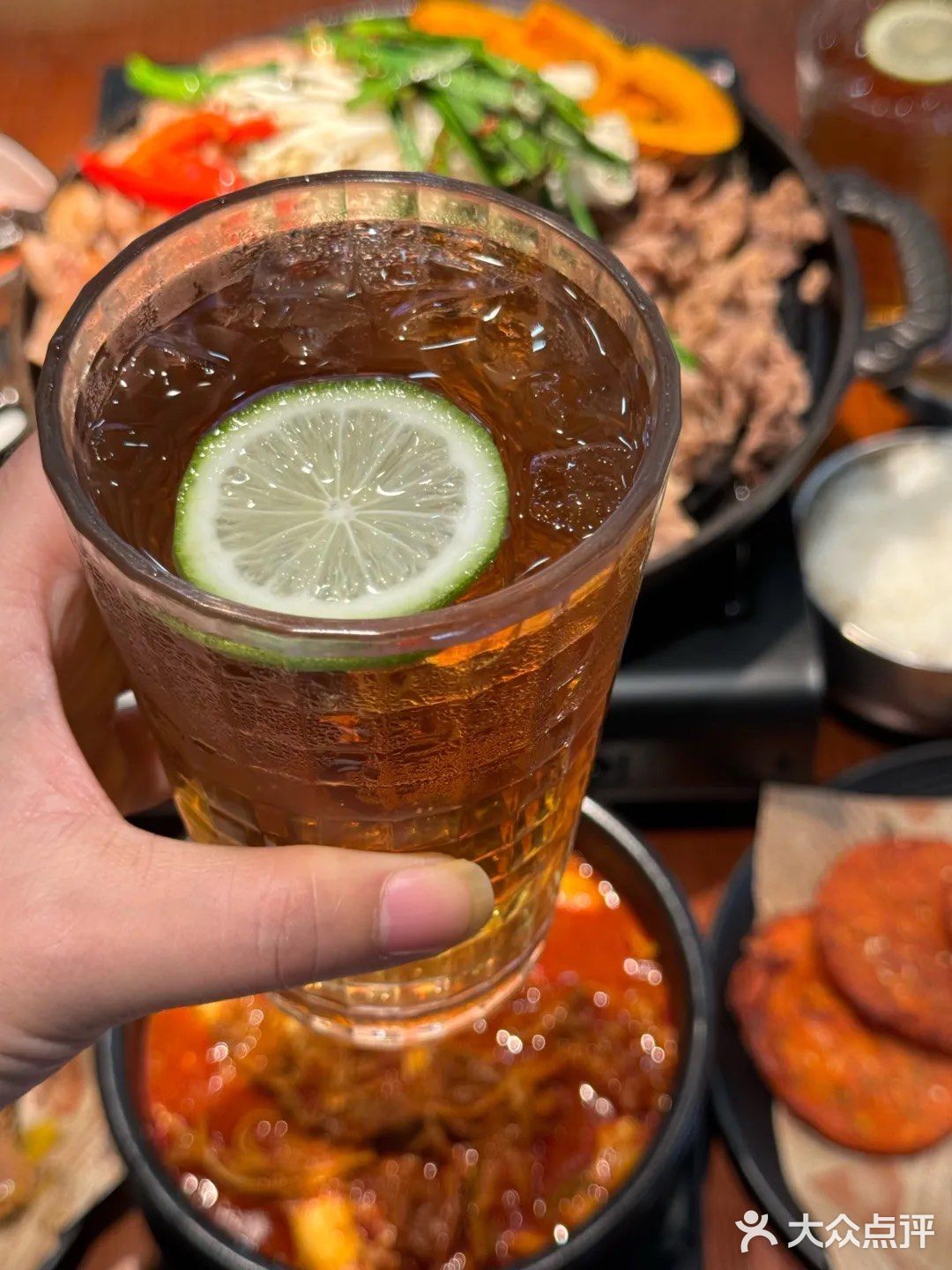 六点坐满人,一半香港人!