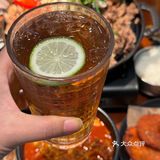 六点坐满人,一半香港人!