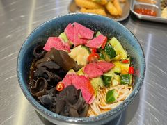 -马路牙子烧烤音乐酒馆(望京店)