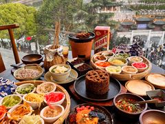 -包整·丝娃娃(甲秀楼景观店)