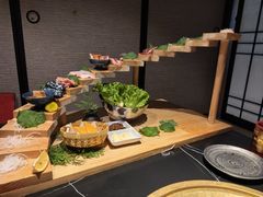 -山川小町·极番烧肉(新地假日广场店)