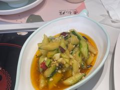 -黄记煌三汁焖锅(新佳丽江汉路店)