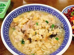 -崇德楼水盆牛羊肉泡馍馆(文艺路店)