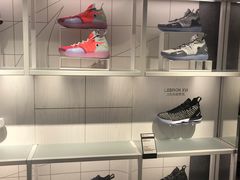 -NIKE品牌体验店(南京东路店)