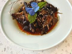 去骨乌鸡凤爪-赵小姐丨新中餐(曲江店)