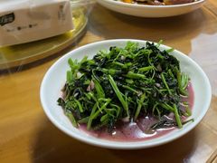 -芦茨金富饭庄·25年老字号·专做稻草鸡