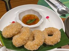 炸虾饼配泰国梅子酱-帕蓝·暹罗料理(曲阳店)