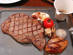 -恰餐厅及酒吧 CHAR Bar & Grill (北京丽都皇冠假日店)