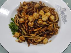 -六和聚传统烤鸭.天津菜(和平店)