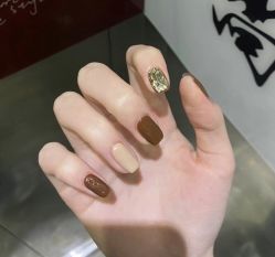 -H12 STAR日式美甲美睫专门店