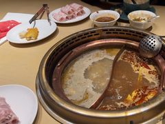 -余欢领鲜火锅(新街口店)