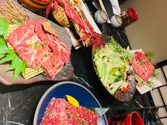 -山川小町·极番烧肉(新地假日广场店)