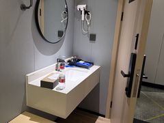 -网鱼电竞酒店(深圳福田石厦地铁站店)