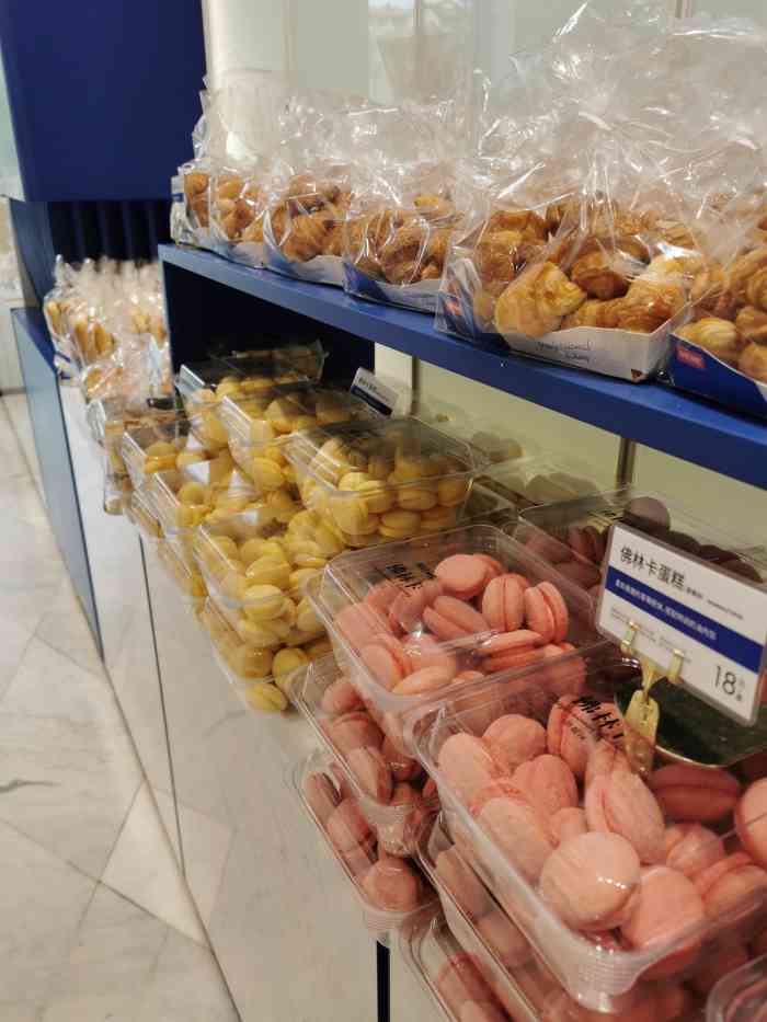 just hot佳禾欧包(公园1903店"买了就走了,我也忘记我买的啥名字我