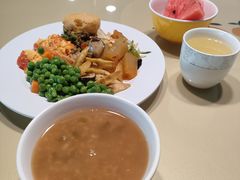 -然一素食餐厅(马利来广场店)