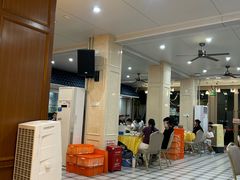 -鹏城人家海鲜酒家·23年老字号(较场尾店)