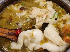 -周鱼小馆石锅酸菜鱼(活力汇店)