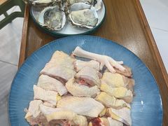 -老何家后安粉·糟粕醋海鲜火锅(三亚湾椰梦长廊店)