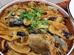 红烧杂鱼-老家黄墩饭店