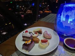 -东方明珠·空中旋转餐厅