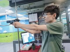 -都市枪神实弹射击俱乐部