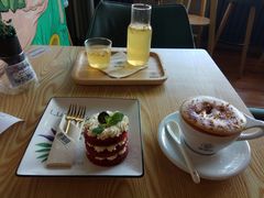 -ZING COFFEE 镜咖啡