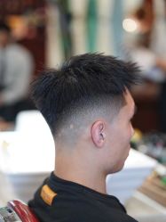 -杜川男士理发馆