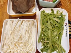 -成都玉林串串香火锅(三八店)