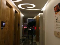 -新盈光·云会所(百丈东路店)