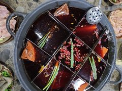 -正南齊北重庆老火锅(光华村直营店)